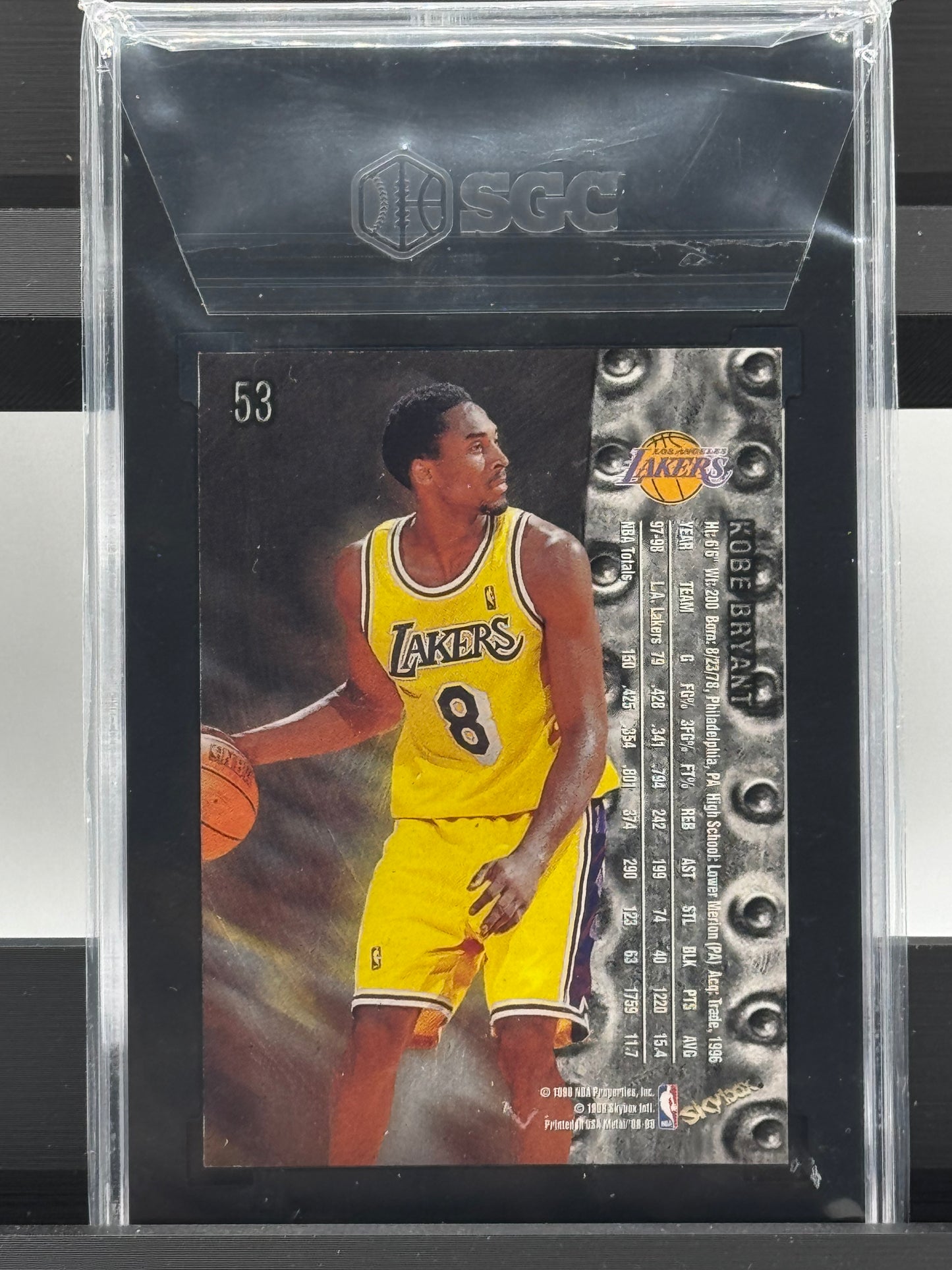1998-99 Skybox Metal Universe #53 Kobe Bryant SGC 8 Los Angeles Lakers