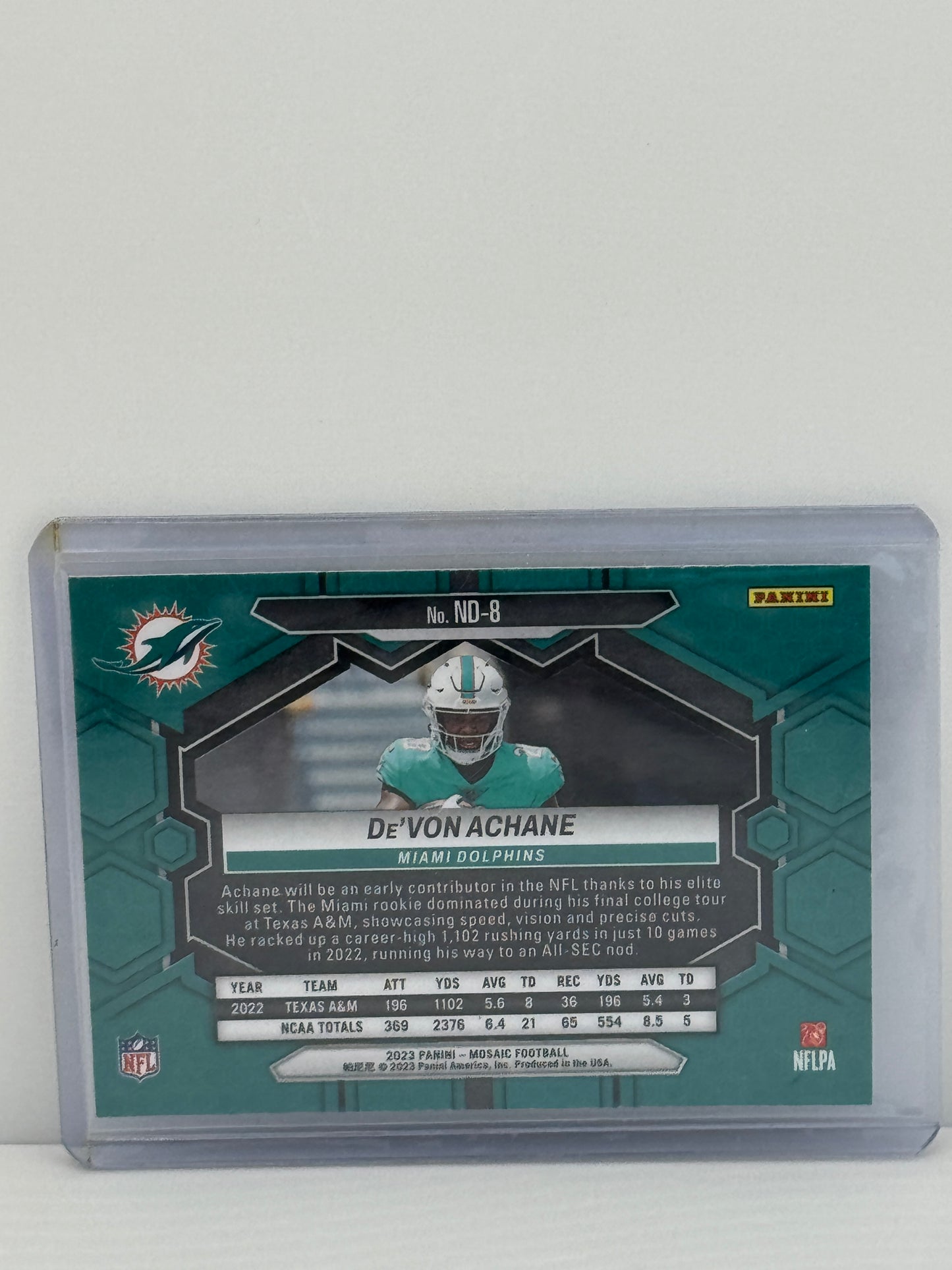2023 Panini Mosaic #8 DeVon Achane NFL Debut RC Miami Dolphins