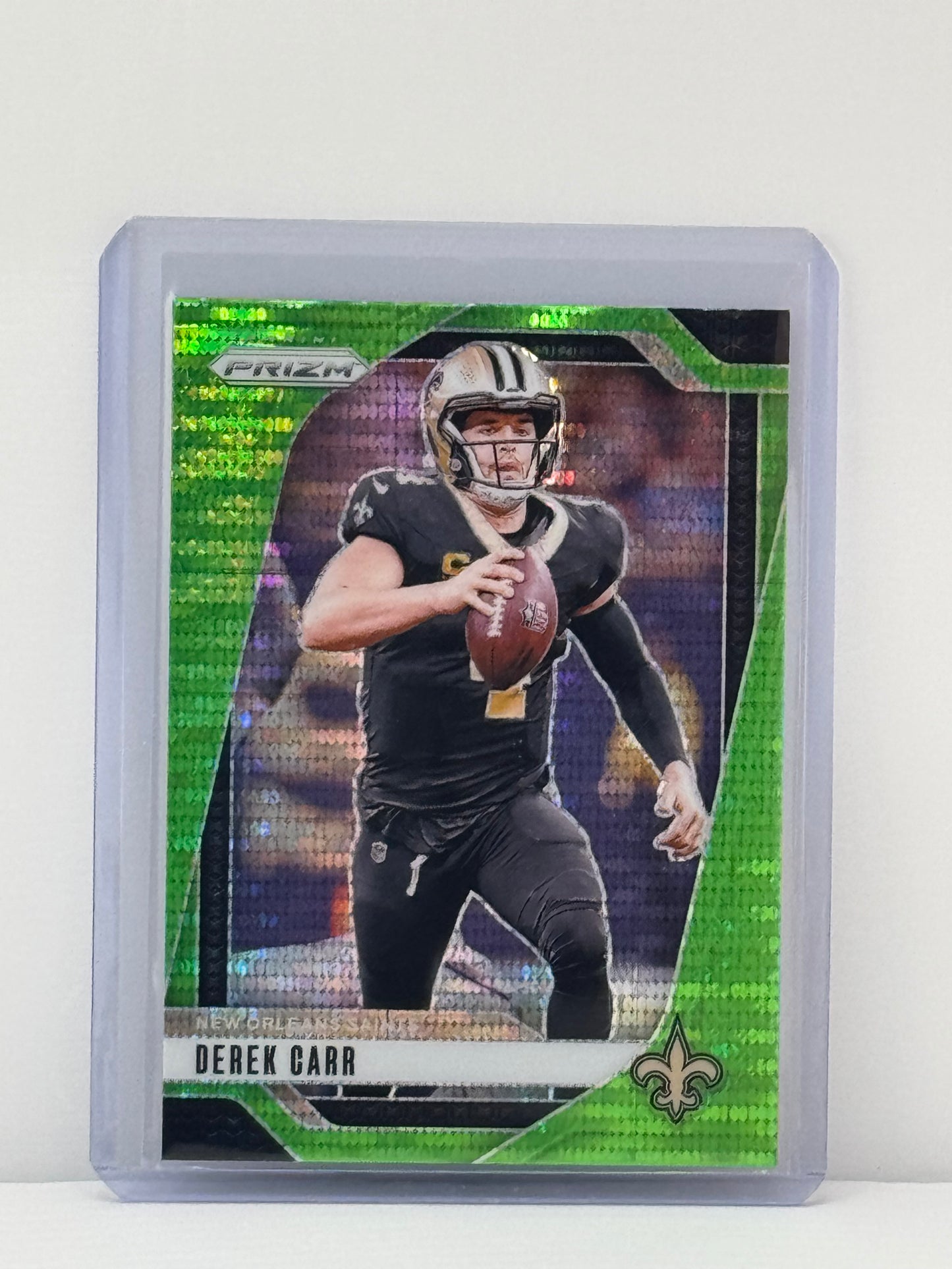 2024 Prizm #203 Derek Carr Neon Green Pulsar Prizm New Orleans Saints