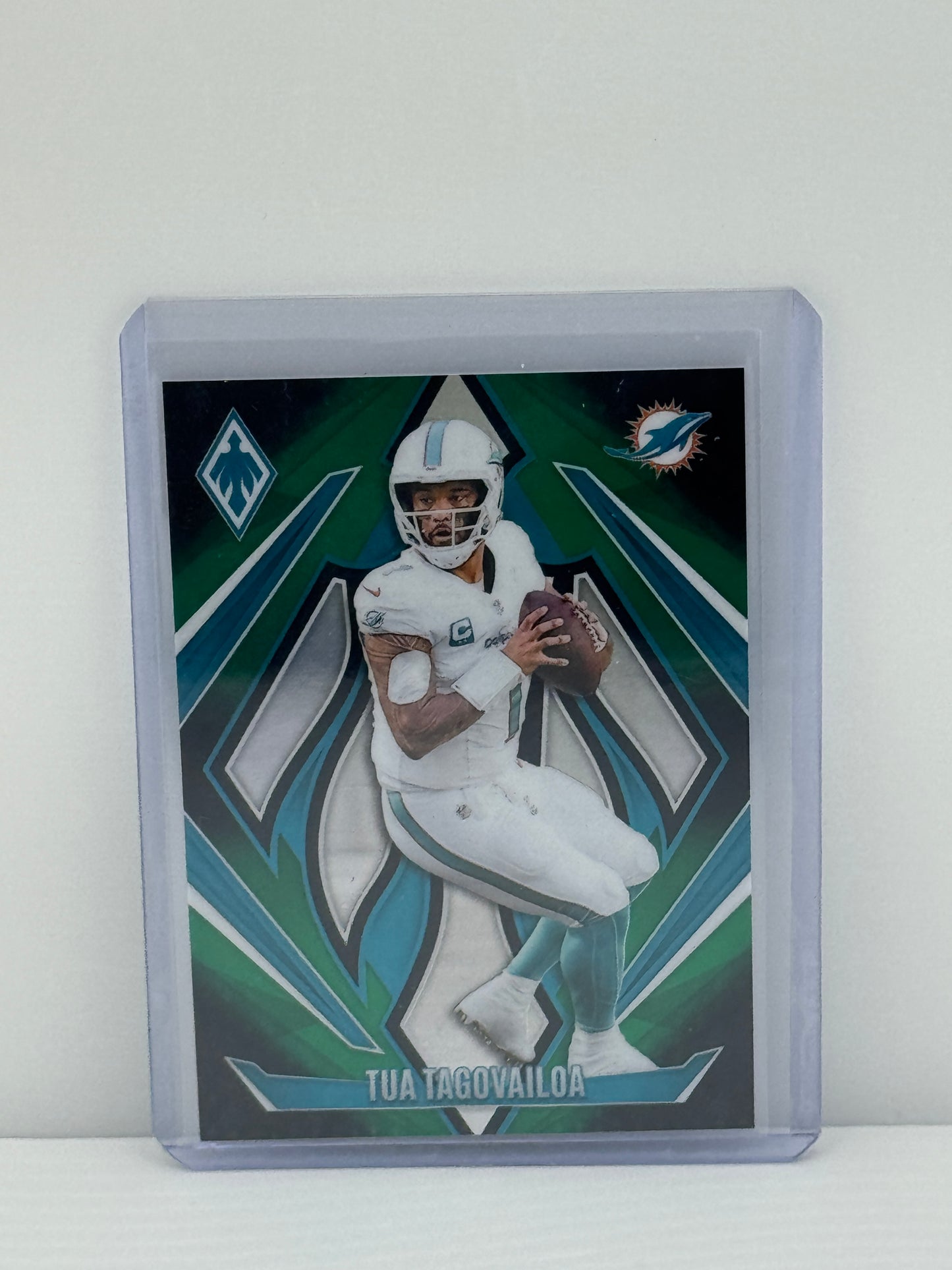 2024 Panini Phoenix #140 Tua Tagovailoa Green 18/199 Miami Dolphins