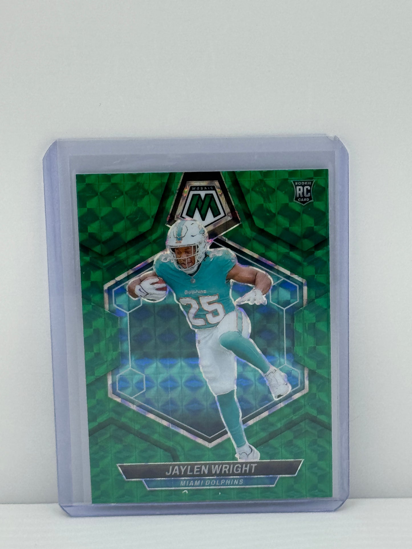 2024 Panini Mosaic #383 Jaylen Wright Green Prizm Miami Dolphins