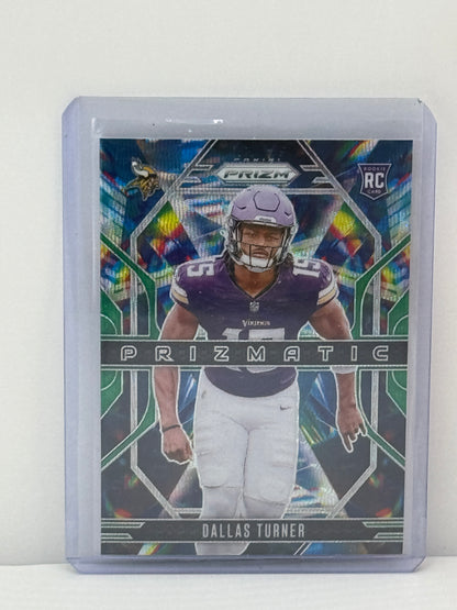 2024 Prizm #17 Dallas Turner Prizmatic Green Wave RC Minnesota Vikings