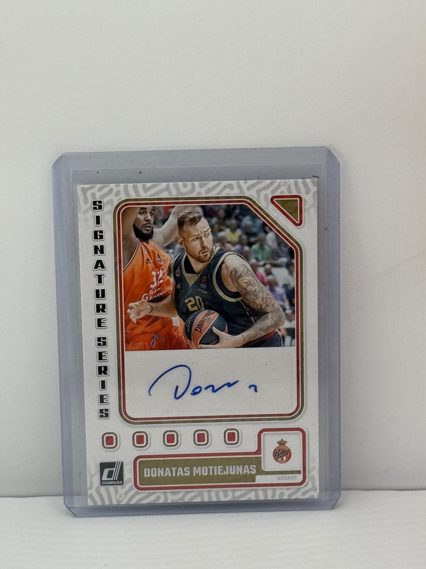 2023-24 Panini Euroleague #SS-MOJ Donatas Motiejunas Signature Series
