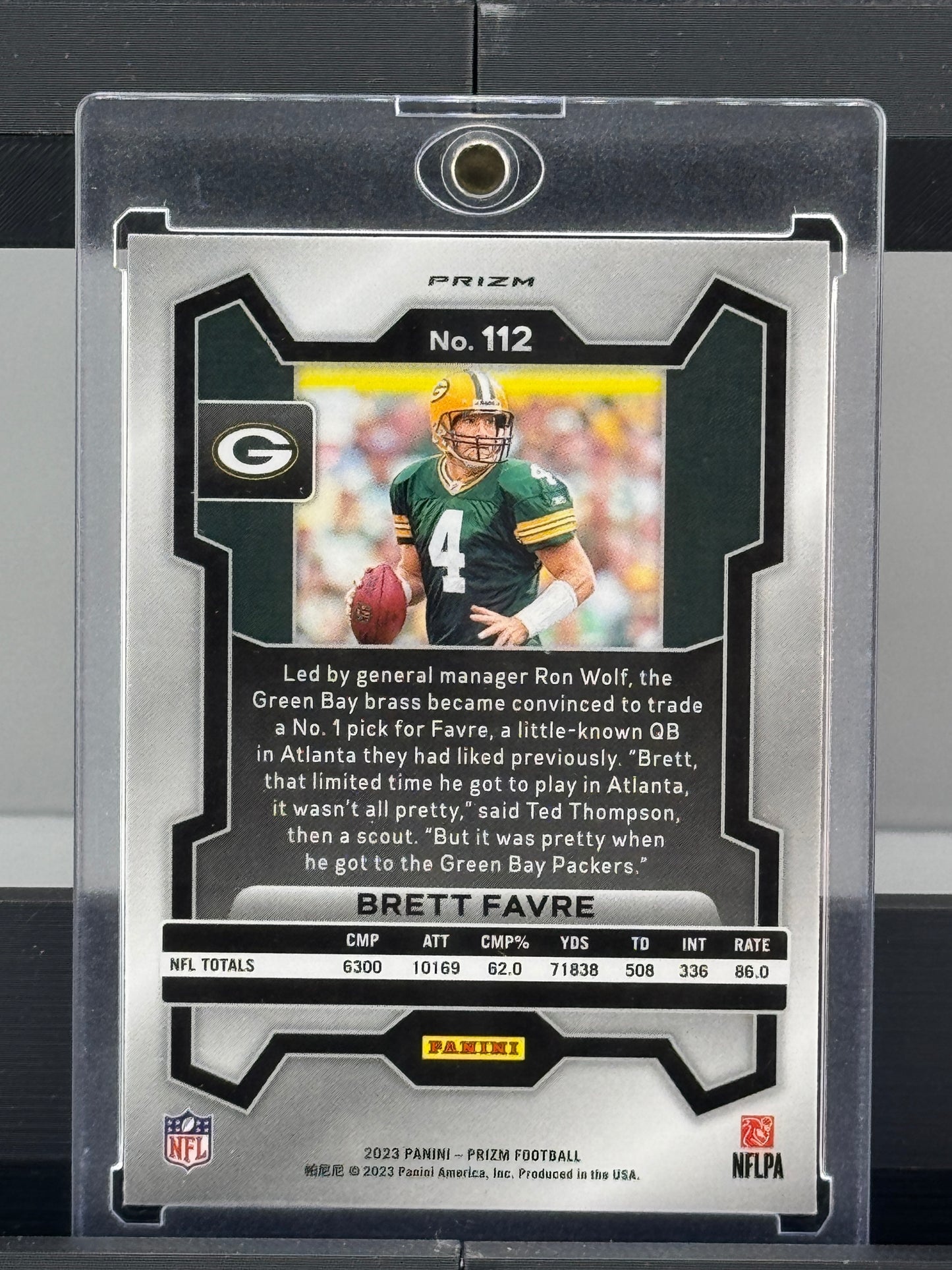 2023 Prizm #112 Brett Favre Green Wave Green Bay Packers