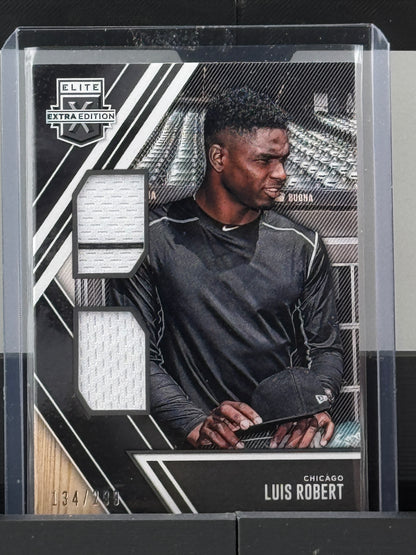 2017 Panini Elite Extra Edition #DM-LR Luis Robert Patch 134/299 Chicago White Sox
